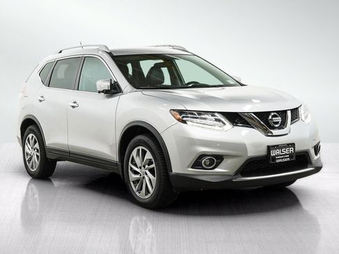 Used 2015 Nissan Rogue SL w/ SL Premium Package AWD/4WD image 7