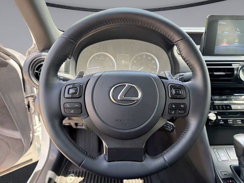 Used 2025 Lexus IS 350 F Sport RWD image 21