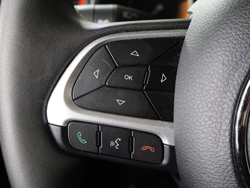 Used 2023 Jeep Renegade Trailhawk w/ Trailer Tow Group image 36