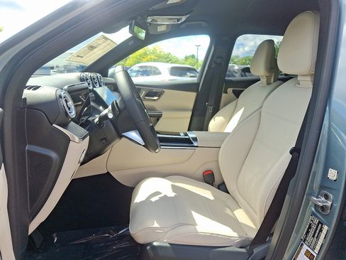 New 2026 Mercedes-Benz GLC 300 4MATIC image 11