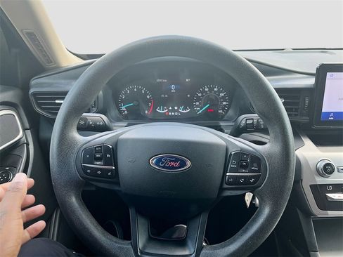 Used 2021 Ford Explorer 2WD image 11