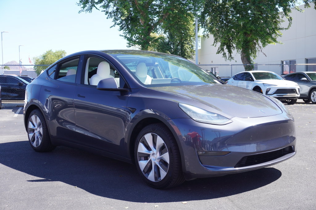 Used 2021 Tesla Model Y Long Range AWD/4WD image 7