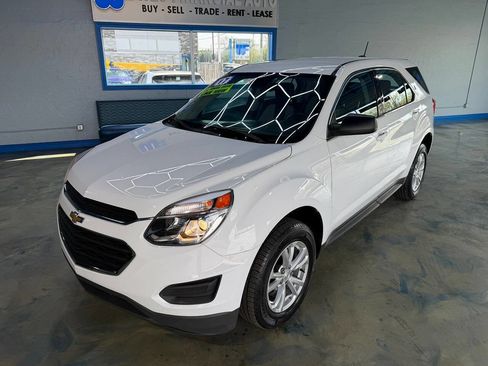 Used 2017 Chevrolet Equinox LS AWD/4WD image 6