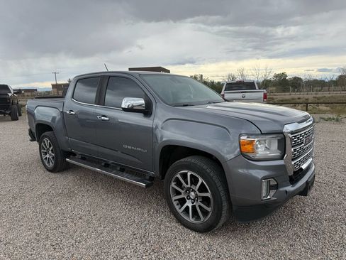 Used 2022 GMC Canyon Denali AWD/4WD image 1