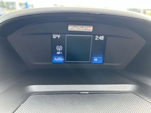 Used 2017 Ford Escape SE AWD/4WD image 12