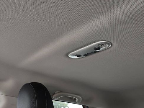 Used 2018 MINI Cooper 4-Door Hardtop FWD image 27