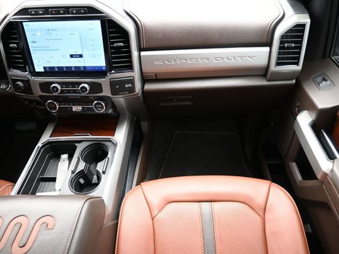 Used 2022 Ford F250 King Ranch w/ FX4 Off-Road Package image 41