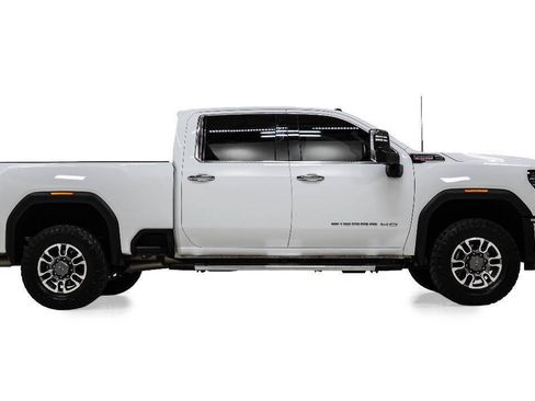 Used 2025 GMC Sierra 2500 SLT w/ SLT Premium Package AWD/4WD image 5