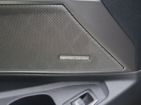 Used 2022 BMW M3 w/ Executive Package image 35