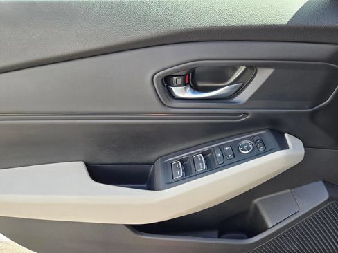 Used 2025 Honda Accord SE image 18