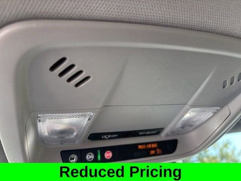 Used 2024 Chevrolet Malibu LT image 29