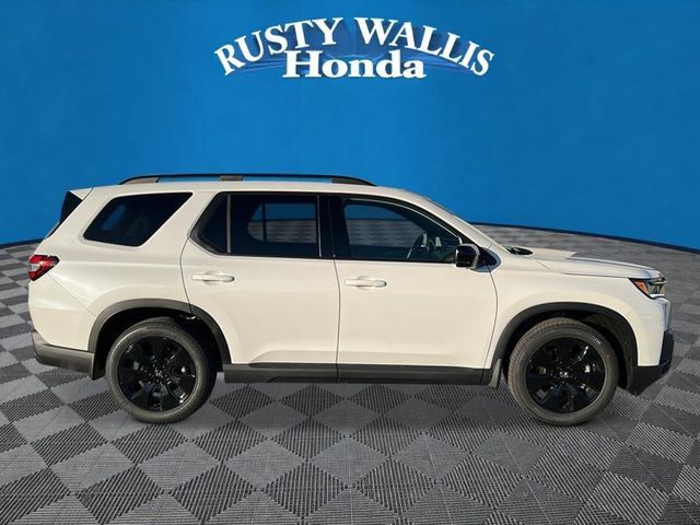 New 2026 Honda Pilot Black Edition image 2