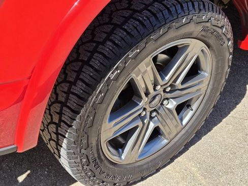 Used 2020 Ford F150 XLT w/ Equipment Group 302A Luxury AWD/4WD image 12