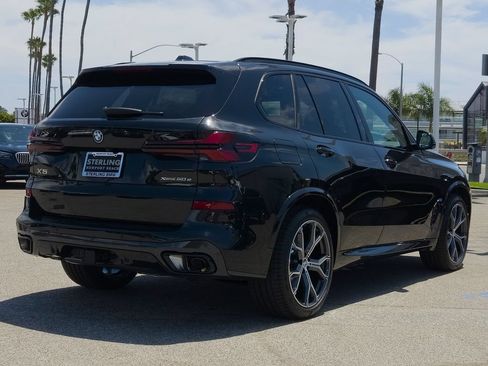 New 2026 BMW X5 xDrive50e w/ M Sport Package AWD/4WD image 17
