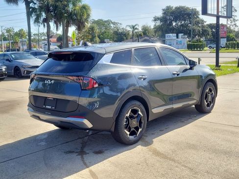 New 2026 Kia Sportage EX FWD image 6