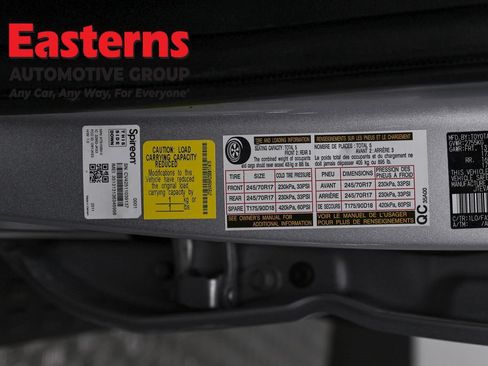 Used 2025 Toyota 4Runner SR5 AWD/4WD image 35