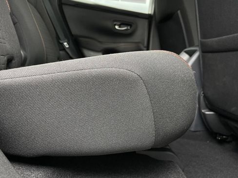 Used 2025 Honda HR-V Sport image 35