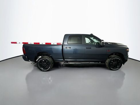 New 2026 RAM 2500 Laramie AWD/4WD image 8