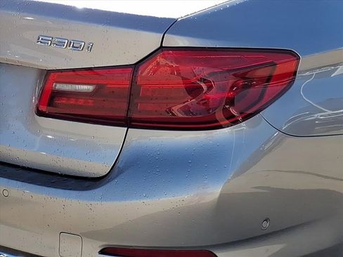 Used 2019 BMW 530i xDrive image 8