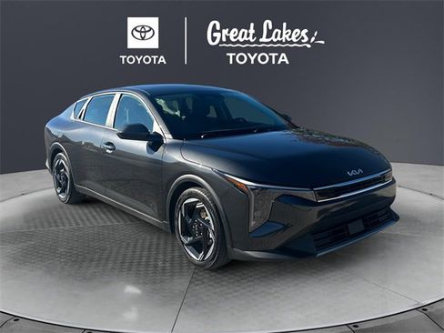 Used 2025 Kia K4 EX image 7