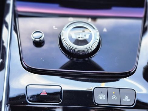 Certified 2025 Cadillac Escalade Sport w/ Touring Package image 24