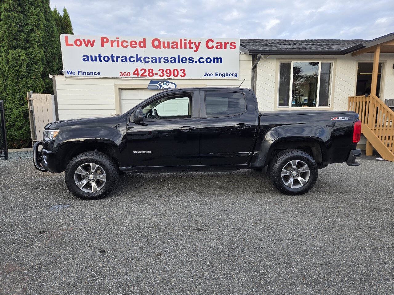 Used 2016 Chevrolet Colorado Z71 AWD/4WD image 2