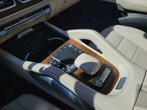 Certified 2026 Mercedes-Benz GLS 450 4MATIC image 27