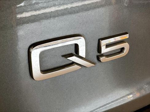 Used 2022 Audi Q5 2.0T Premium AWD/4WD image 9