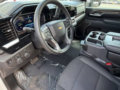 Used 2026 Chevrolet Silverado 2500 LT AWD/4WD image 10