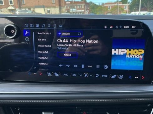 New 2025 Chevrolet Suburban Premier image 43