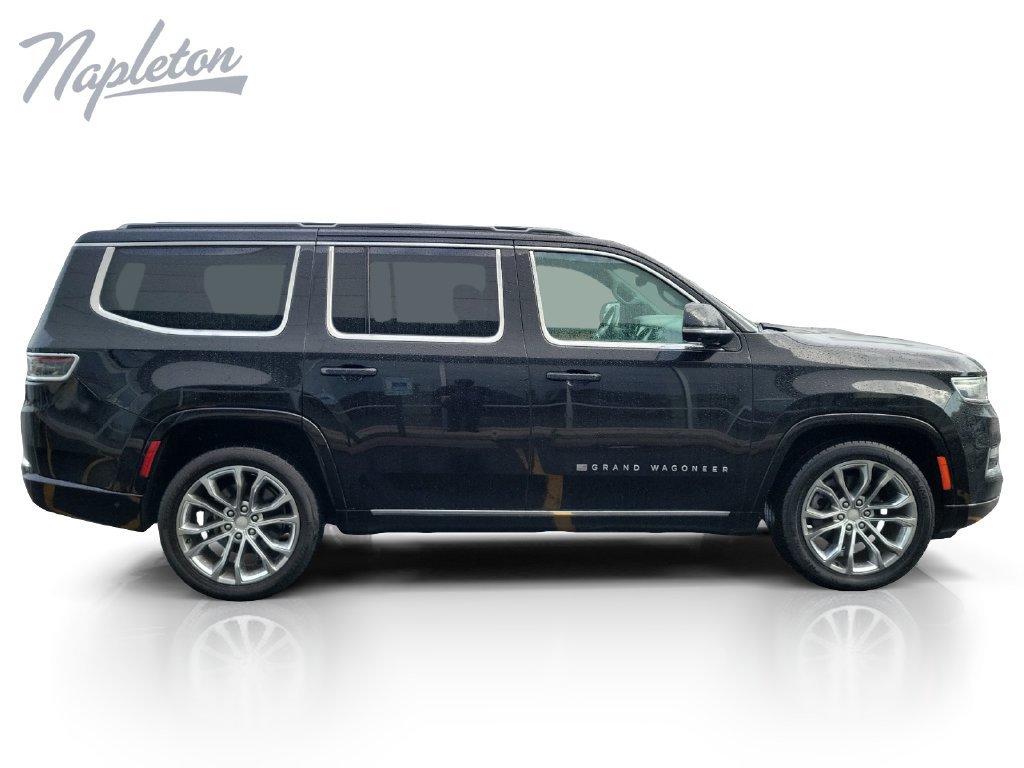 Used 2023 Jeep Grand Wagoneer Series II AWD/4WD image 7