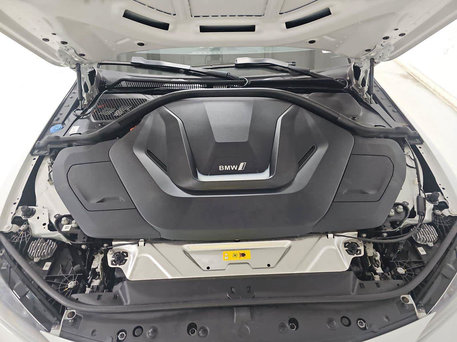 Used 2023 BMW i4 eDrive40 w/ M Sport Package RWD image 16