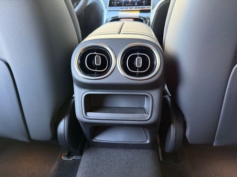 New 2026 Mercedes-Benz GLC 300 4MATIC image 32