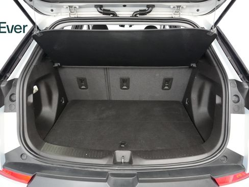 Used 2022 Chevrolet Bolt EUV LT FWD image 8
