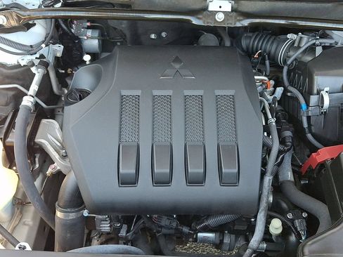 Used 2025 Mitsubishi Eclipse Cross SE AWD/4WD image 30