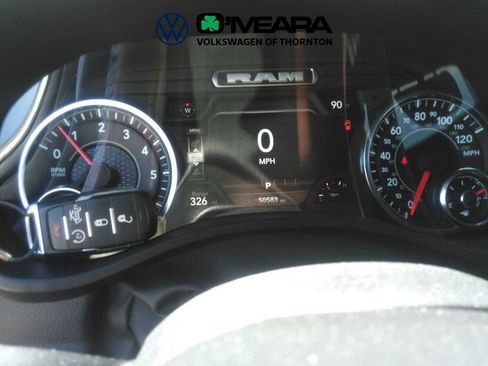 Used 2025 RAM 1500 Big Horn AWD/4WD image 4