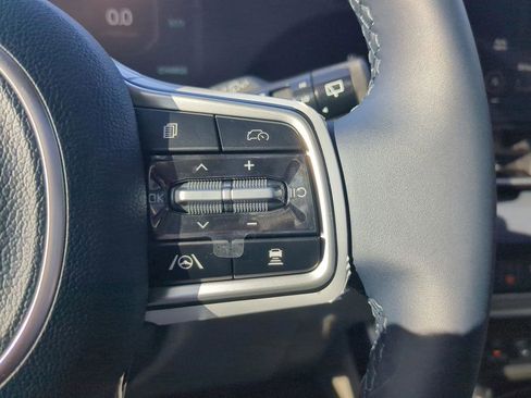 New 2026 Kia Carnival SX image 21