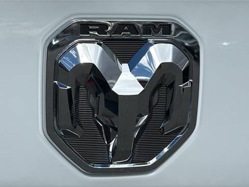 Used 2024 RAM 2500 Big Horn image 28