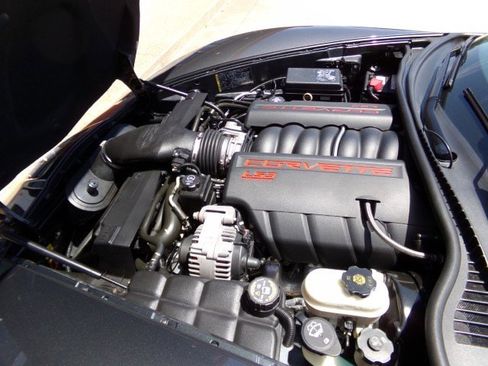 Used 2010 Chevrolet Corvette Grand Sport w/ Preferred Equipment Group RWD image 14