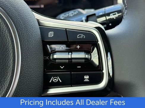 New 2026 Kia Carnival LXS FWD image 17