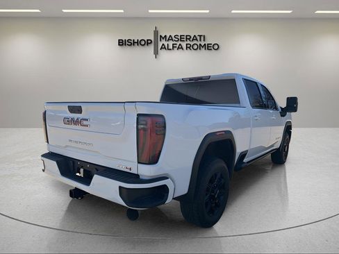Used 2024 GMC Sierra 2500 AT4 w/ AT4 Premium Plus Package image 12