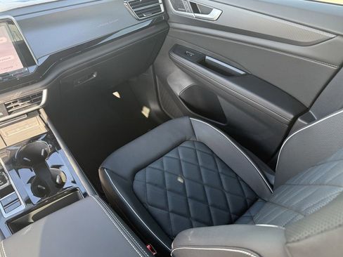 New 2026 Volkswagen Atlas Cross Sport SEL Premium R-Line image 26