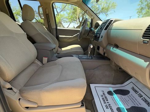 Used 2012 Nissan Frontier SV RWD image 23
