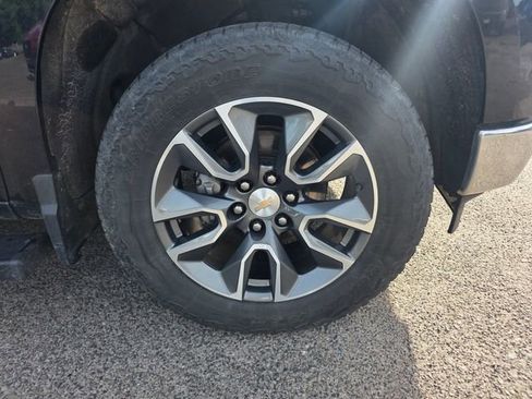 Used 2023 Chevrolet Silverado 1500 LT image 11