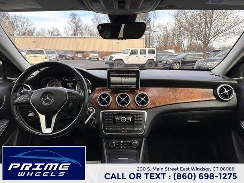 Used 2015 Mercedes-Benz GLA 250 4MATIC image 18