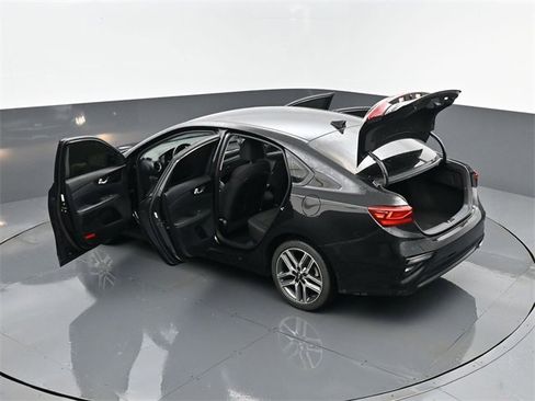 Used 2019 Kia Forte S image 25