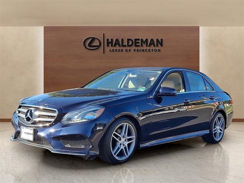 Used 2014 Mercedes-Benz E 350 4MATIC Sedan image 3