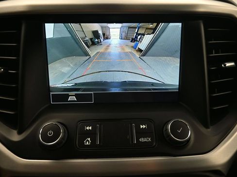 Used 2023 GMC Acadia SLT AWD/4WD image 13