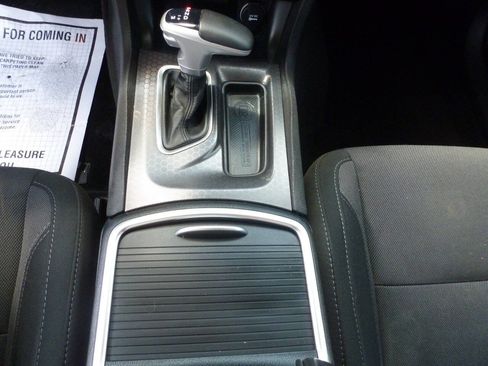 Used 2017 Dodge Charger SXT AWD/4WD image 21