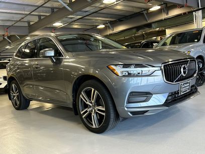 Used 2020 Volvo XC60 T6 Momentum w/ Protection Package Premier